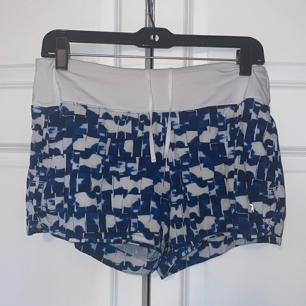 Gap Fit running shorts 